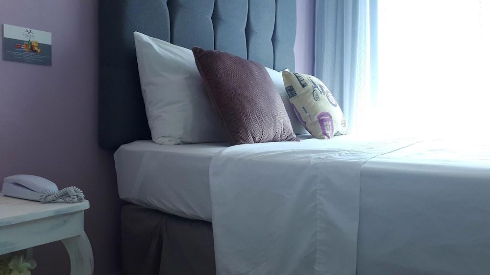 Hotel Venedik 3*